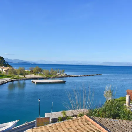 Nikolas House Mesongí